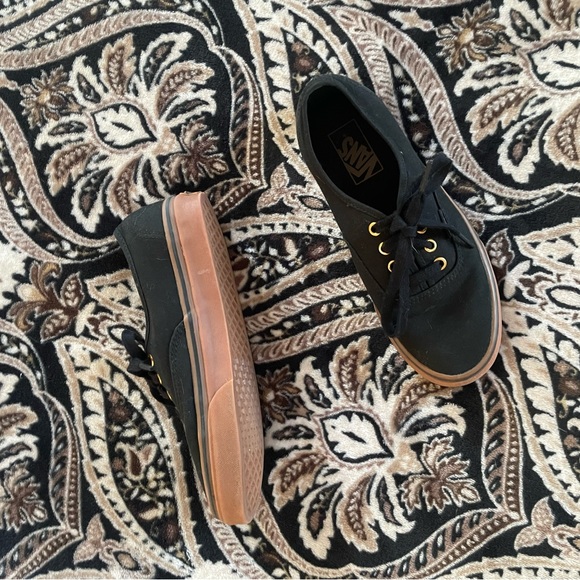 SOLD Vans Black & Gum Authentic Skate Sneakers - Picture 8 of 10